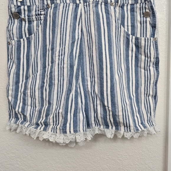 Squeeze Jeans Overall Shorts Denim Blue y2k Eyelace Ruffle Trim Whimsy Cottage L - Picture 6 of 15